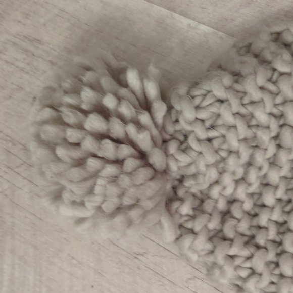 Express Hand Knit Scarf Chunky OS New! - Picture 2 of 5